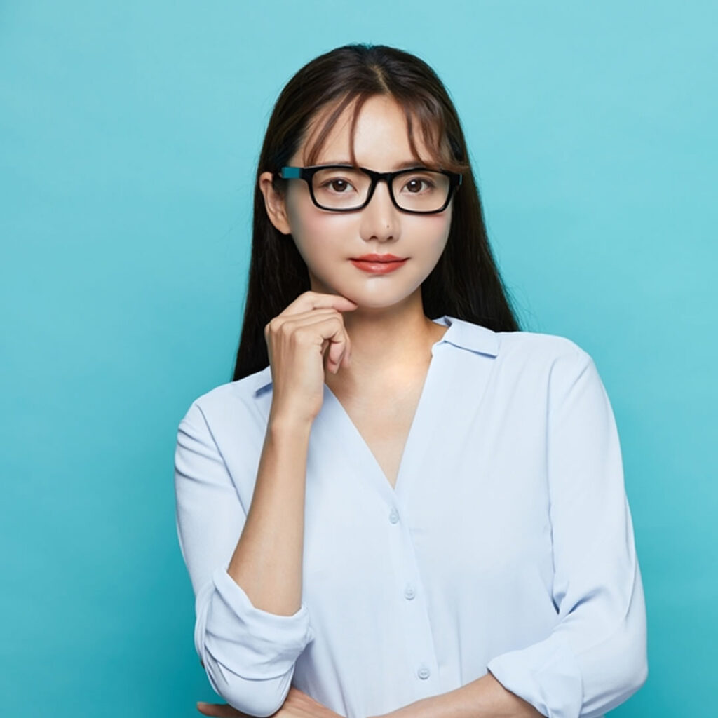 糸リフトのクリニック選びの重要性を案内している看護師
